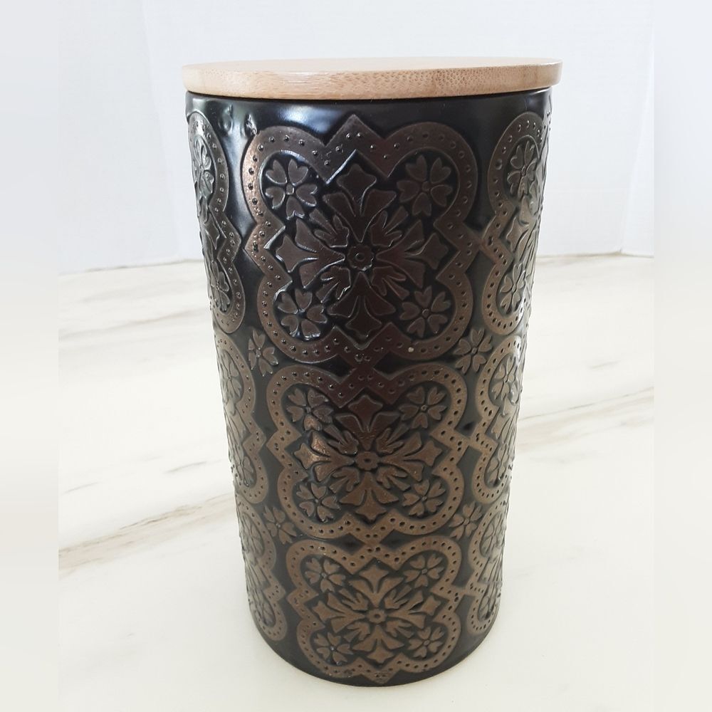 AMERICAN ATELIER Stoneware Enamel Floral Geometric Embossed Bamboo Lid Cantier